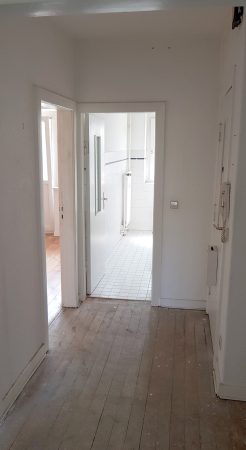 ein sauberer Flur nach einer Entrümpelung oder Haushaltsauflösung